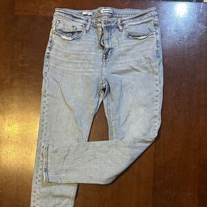 Vigoss Women's Light Wash Skinny Jeans